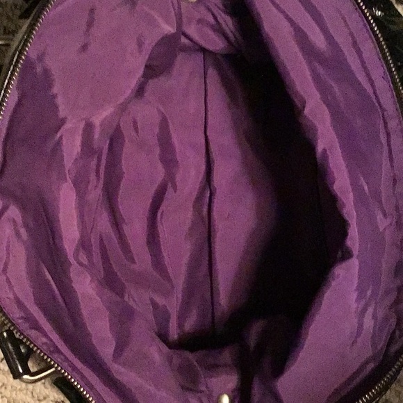 👜SALE👠Limited Black Patent crossbody - Picture 3 of 4